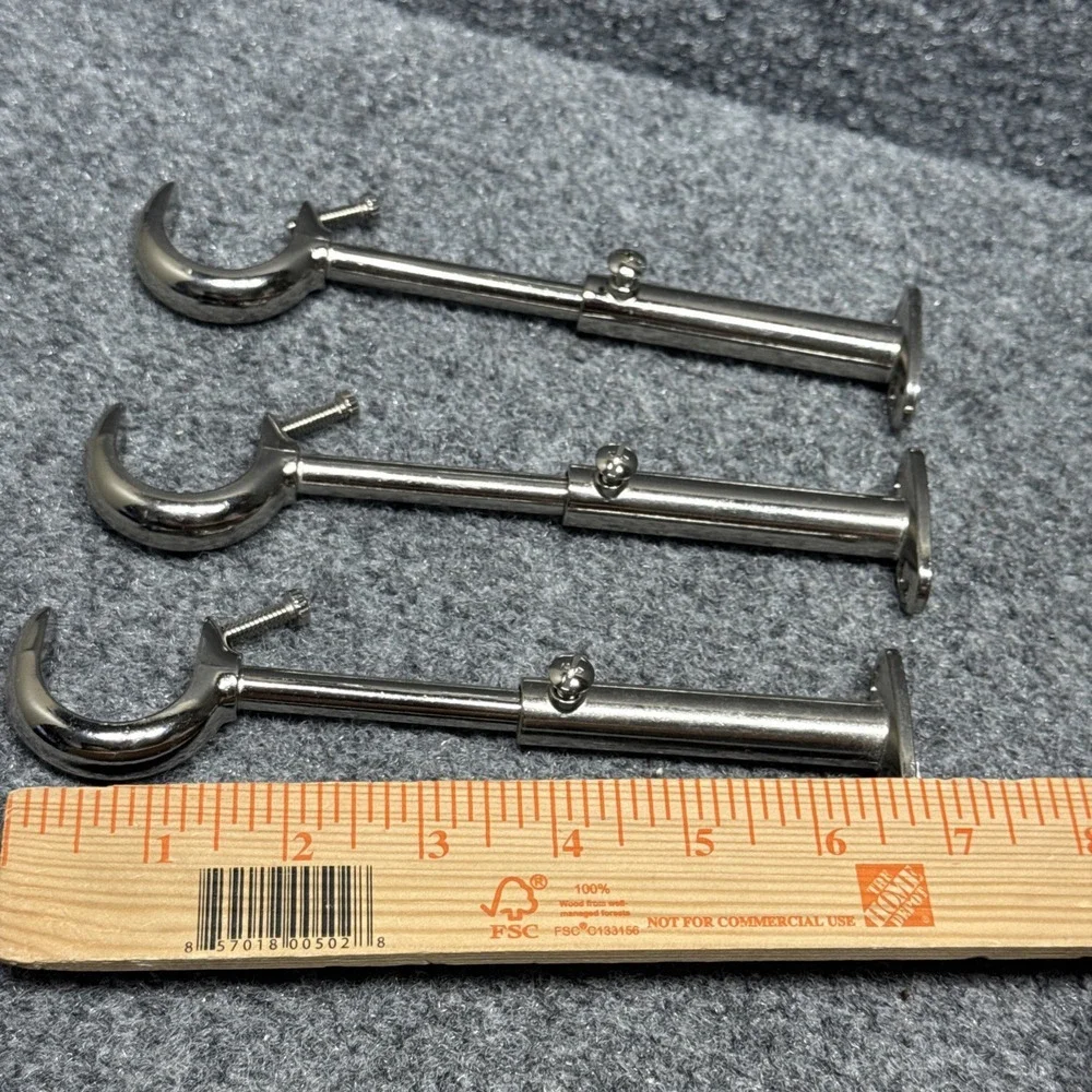 Curtain Brackets  Adjustable Closet Hanging Rod   Round Rod  Shower   Lot Of‎ 3